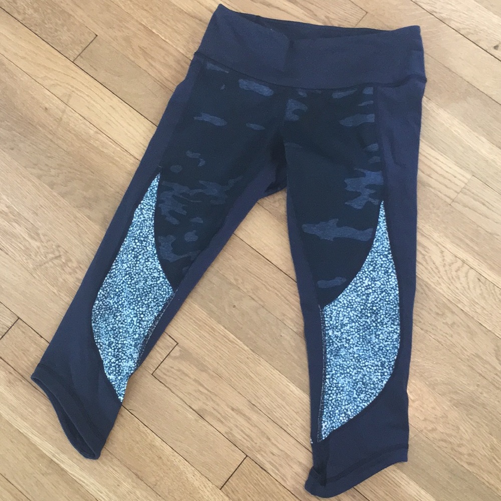 Lululemon blue camo/mixed pattern crops.